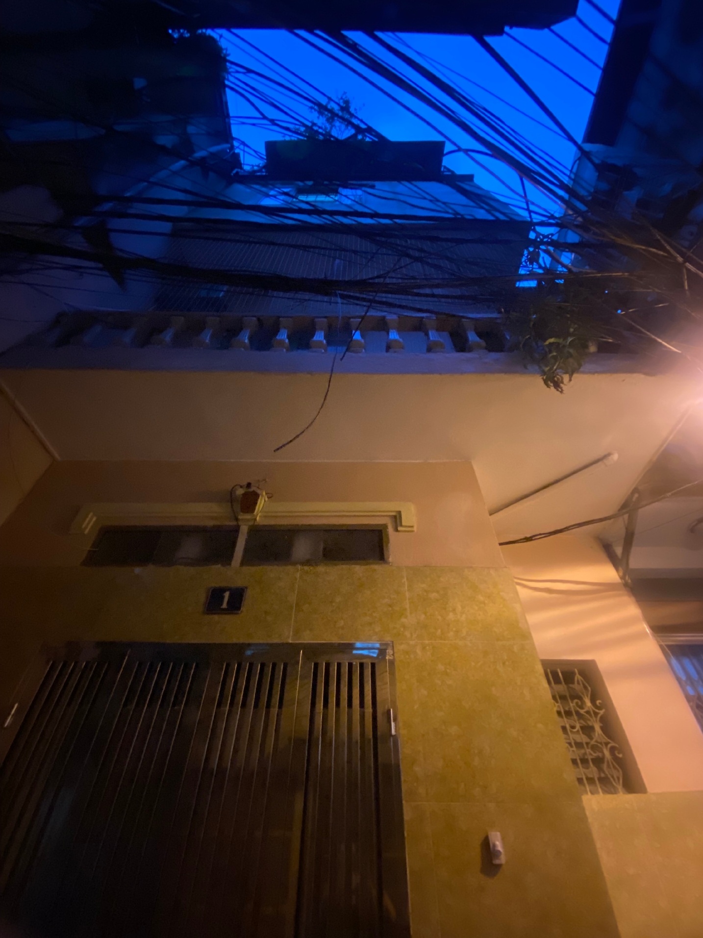 Chỉ 145 triệu/m có ngay nhà Đội Cấn 26m 4 tầng gần đường giá 3.8 tỷ