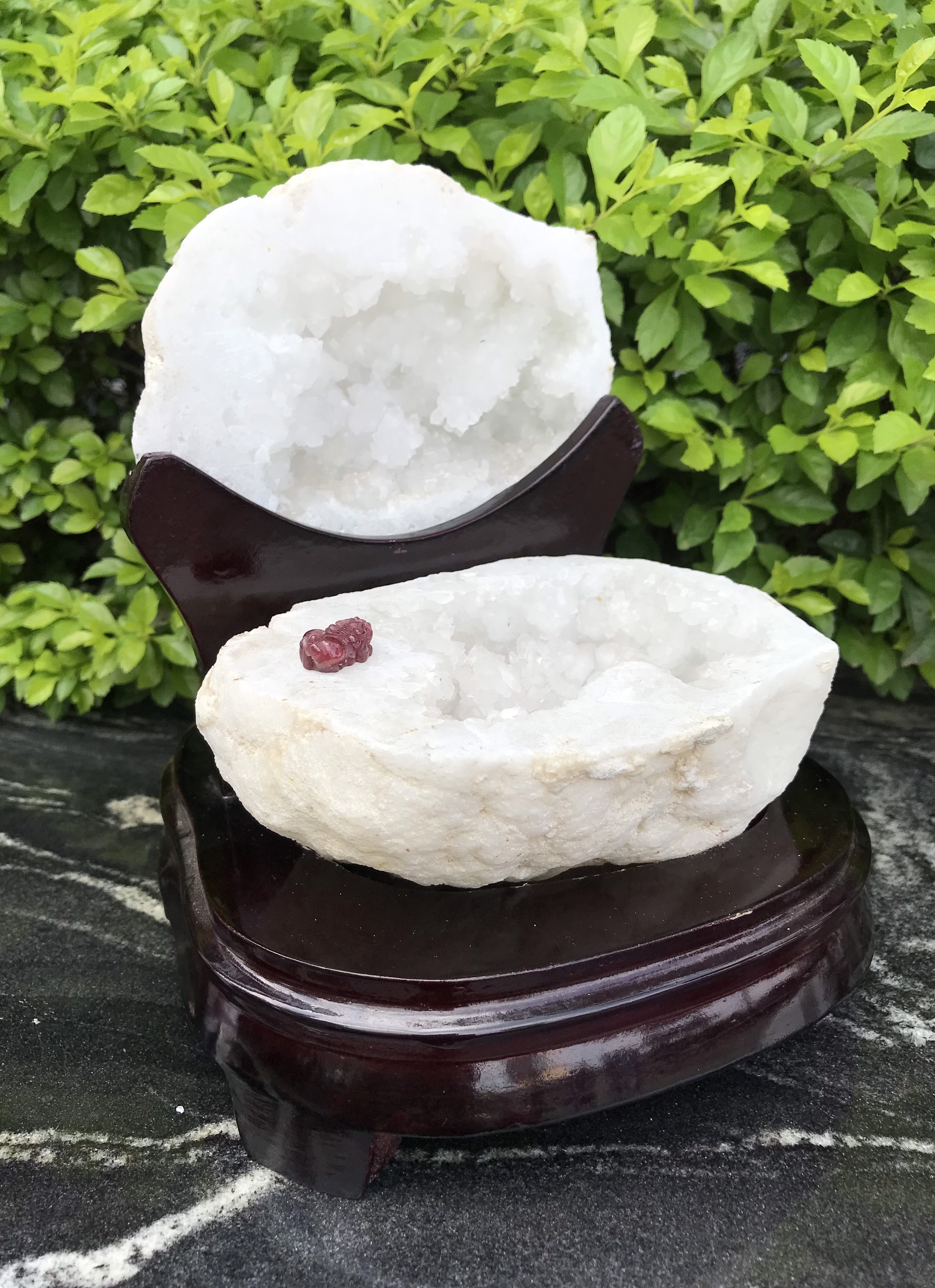 BÁT TỤ BẢO THẠCH ANH TRẮNG NAM MỸ TẶNG TỲ HƯU